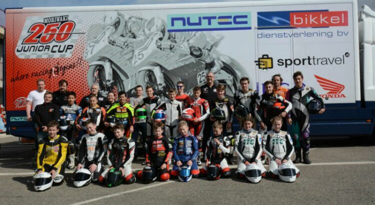 Moriwaki-250-Junior-Cup-2015